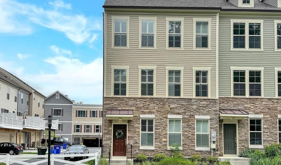 206 ASHTON MARKET Aly, Ashton, MD 20861 - 3 Beds, 4 Bath