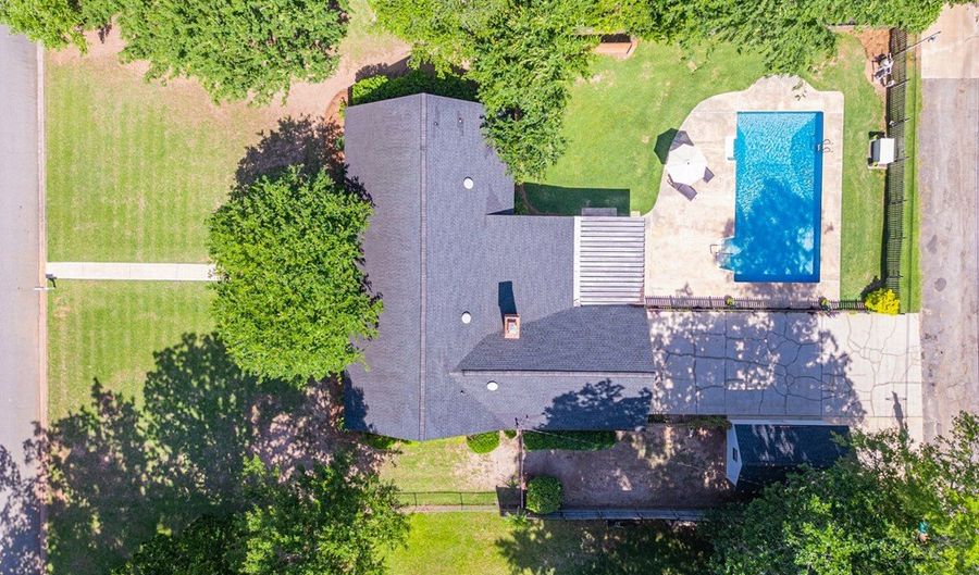 2518 Kenilworth Dr, Albany, GA 31707 - 4 Beds, 4 Bath