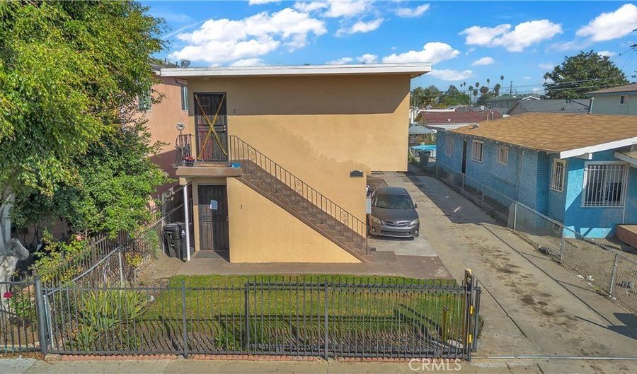141 W 83rd, Los Angeles, CA 90003 - 4 Beds, 3 Bath