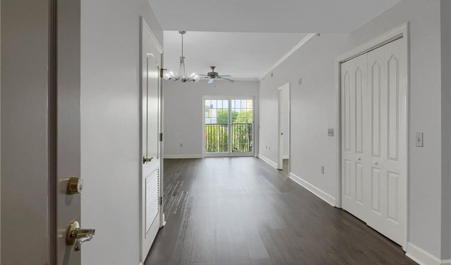 195 14th Street NE 406, Atlanta, GA 30309 - 1 Beds, 1 Bath