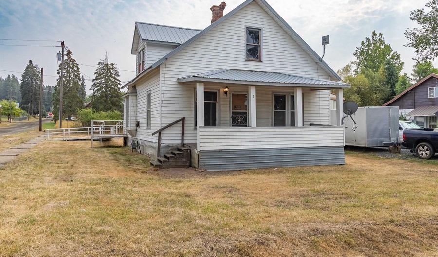 310 2nd Ave, Bovill, ID 83806 - 3 Beds, 1 Bath