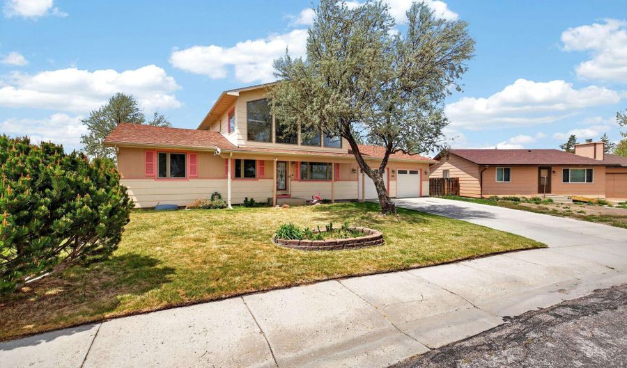 3080 Cotton Creek Pl, Casper, WY 82604 - 5 Beds, 4 Bath