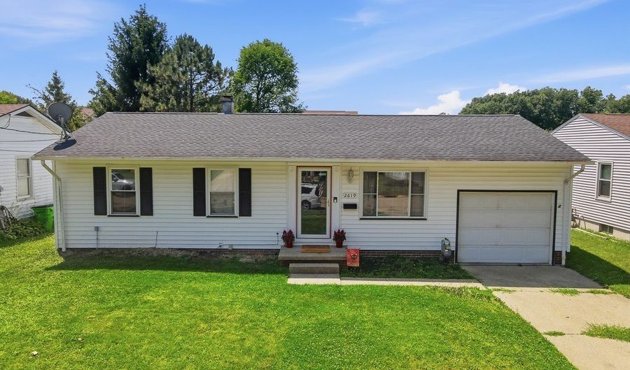 2619 Center Ave, Alliance, OH 44601 - 3 Beds, 1 Bath