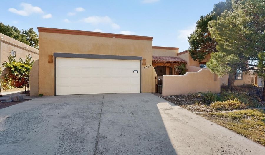 13012 Calle De Sandias NE, Albuquerque, NM 87111 - 3 Beds, 3 Bath