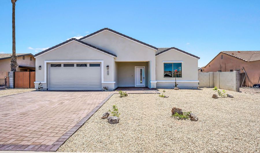9180 W HARTIGAN Ln, Arizona City, AZ 85123 - 4 Beds, 3 Bath