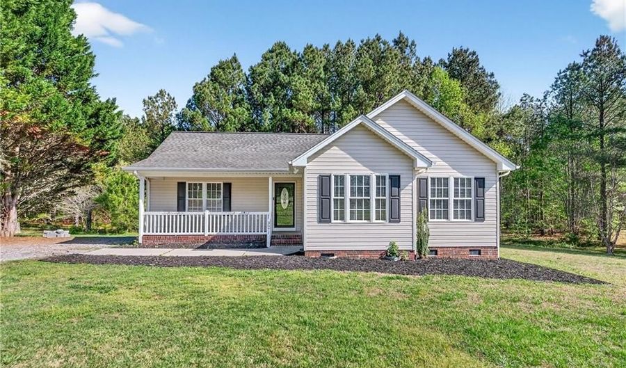 3971 Meadow Ridge Ct, Asheboro, NC 27205 - 3 Beds, 2 Bath
