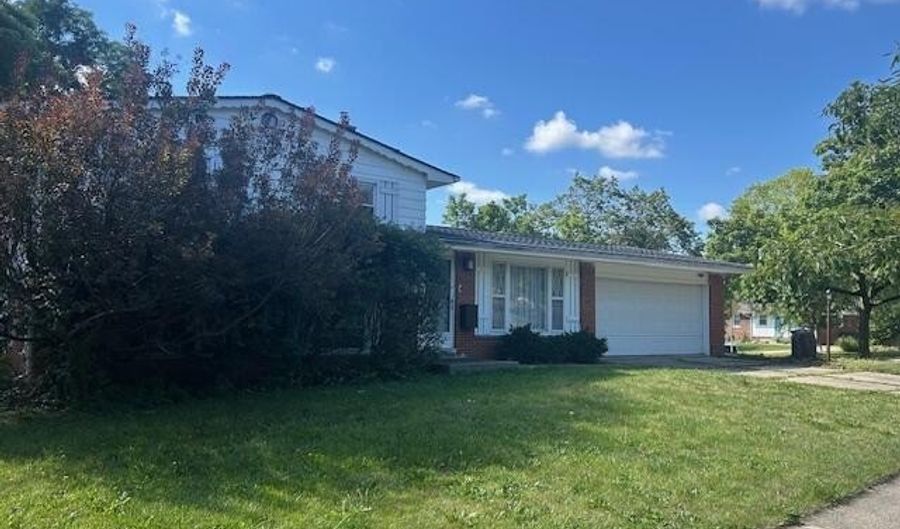 1 Bristol Ct, Ann Arbor, MI 48104 - 3 Beds, 2 Bath
