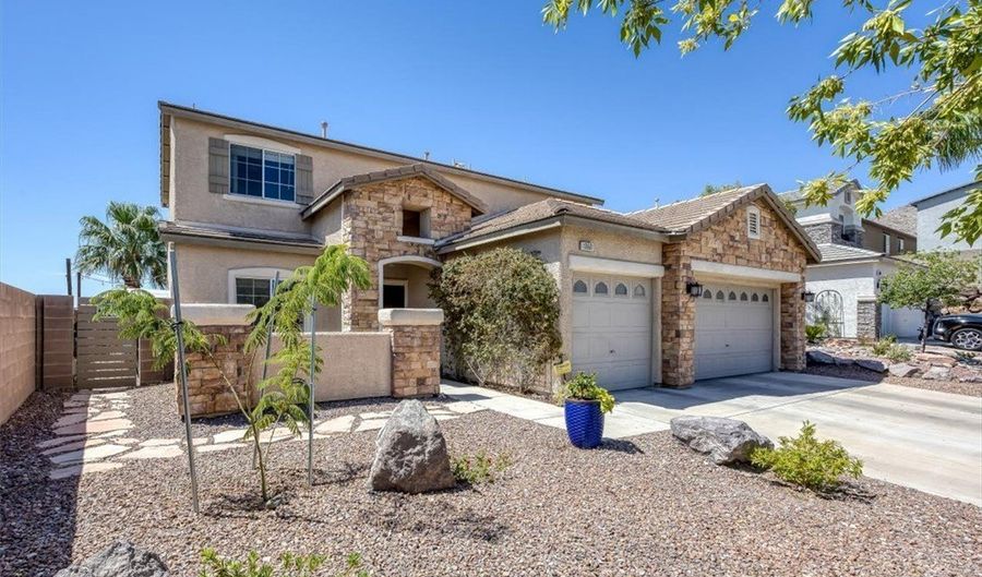 10661 Shelter Hill Ct, Las Vegas, NV 89129 - 4 Beds, 3 Bath