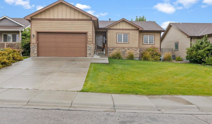 5250 Waterford, Casper, WY 82609 - 5 Beds, 3 Bath