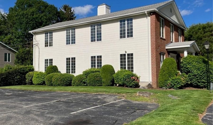 33 College Hill Rd 10, Warwick, RI 02886 - 0 Beds, 0 Bath