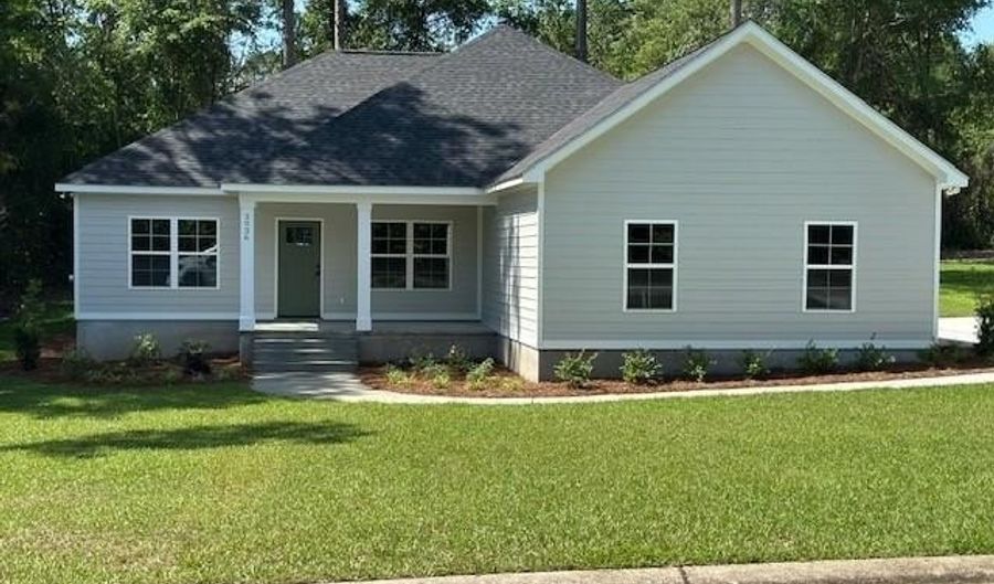 2036 Lexington Ave, Bainbridge, GA 39817 - 3 Beds, 2 Bath