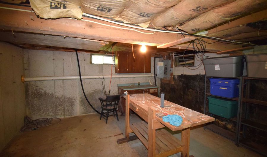 1936 Franklin Pierce Hwy, Barrington, NH 03825 - 2 Beds, 1 Bath