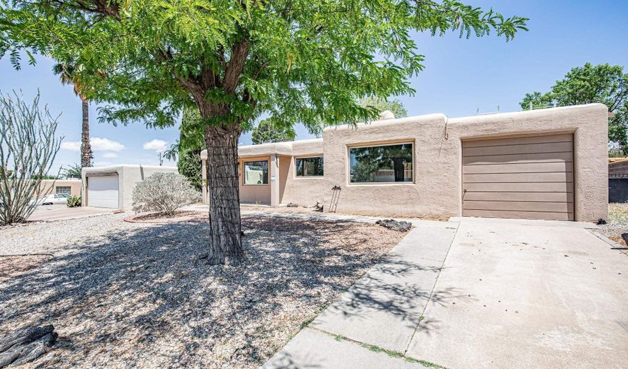 2005 Snow Dr, Alamogordo, NM 88310 - 3 Beds, 2 Bath