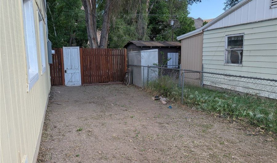 107 Rowan Dr, Caliente, NV 89008 - 3 Beds, 1 Bath