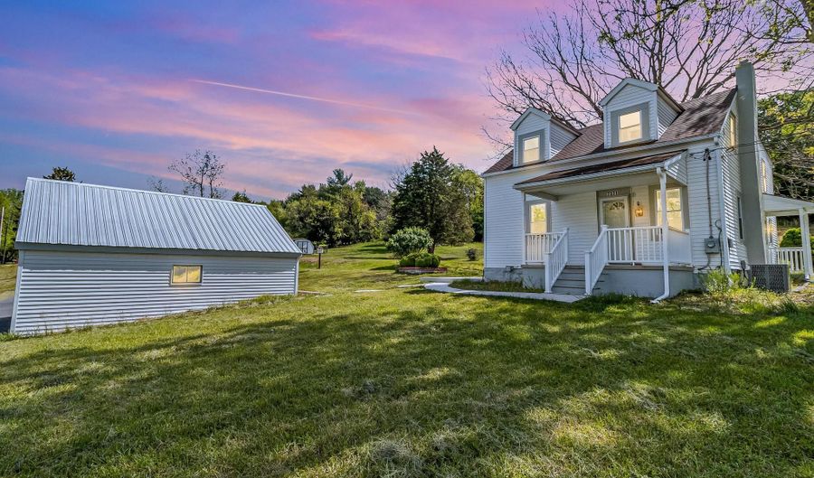 7371 MOUNTAIN LAUREL Rd, Boonsboro, MD 21713 - 4 Beds, 3 Bath