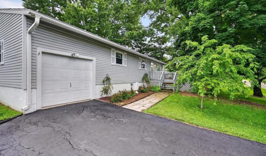 16512 State Road 148, Aurora, IN 47001 - 3 Beds, 1 Bath