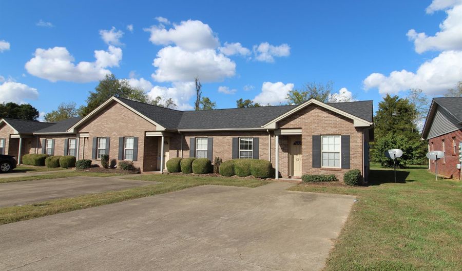 118 Bruceview Cir, Hopkinsville, KY 42240 - 2 Beds, 2 Bath