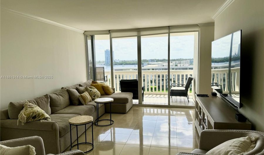 1000 ISLAND Blvd 811, Aventura, FL 33180 - 2 Beds, 2 Bath