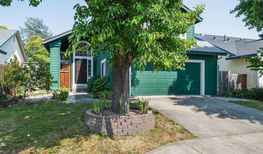 1520 Cabernet Cir, Santa Rosa, CA 95403 - 4 Beds, 3 Bath