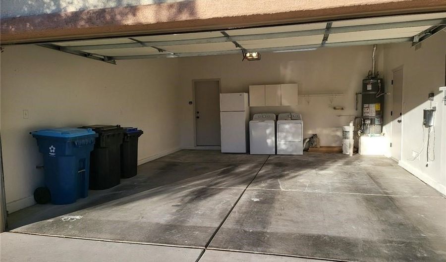 1376 Forlana Dr, Henderson, NV 89052 - 2 Beds, 2 Bath