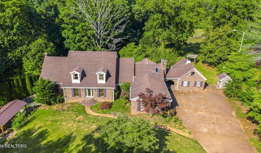 158 County Road 444, Athens, TN 37303 - 5 Beds, 4 Bath