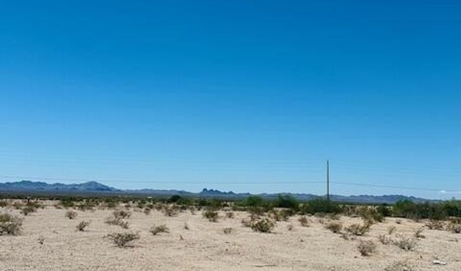 33306 Horizon Way, Bouse, AZ 85325 - 0 Beds, 0 Bath