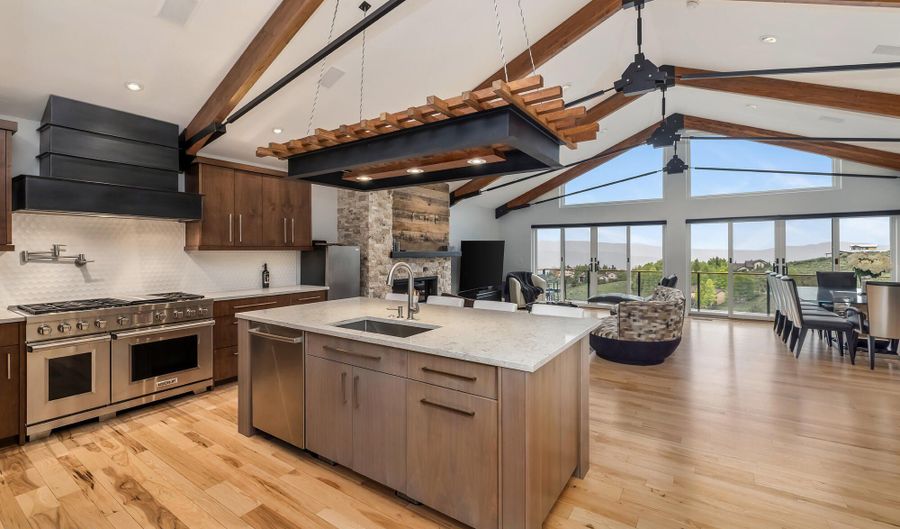 5780 Wildridge E A, Avon, CO 81620 - 4 Beds, 4 Bath