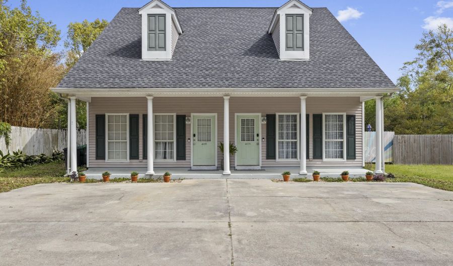 407 Citizen St, Bay St. Louis, MS 39520 - 6 Beds, 6 Bath