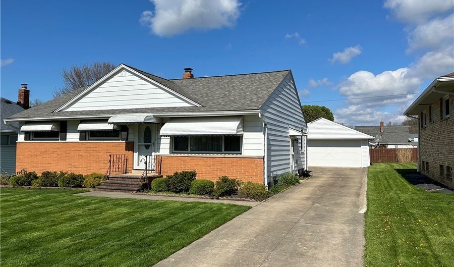 2369 Stanford Dr, Wickliffe, OH 44092 - 3 Beds, 2 Bath