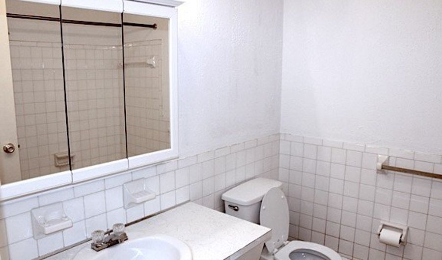 21 Vinson, Amherst, NY 14150 - 2 Beds, 1 Bath