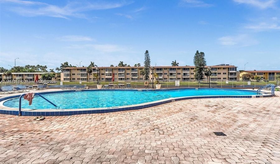 2815 NE 201st Ter L107, Aventura, FL 33180 - 1 Beds, 2 Bath