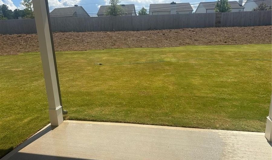 596 Rodeo Dr, Auburn, GA 30011 - 5 Beds, 3 Bath