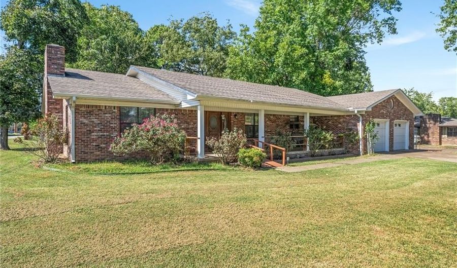 109 Meadors Dr, Alma, AR 72921 - 3 Beds, 2 Bath