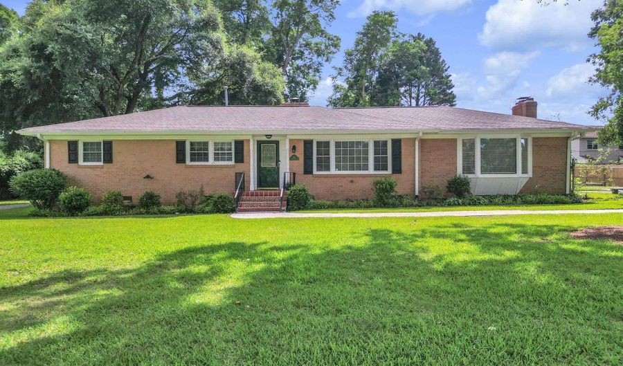 215 Timber Ln, Anderson, SC 29621 - 3 Beds, 2 Bath
