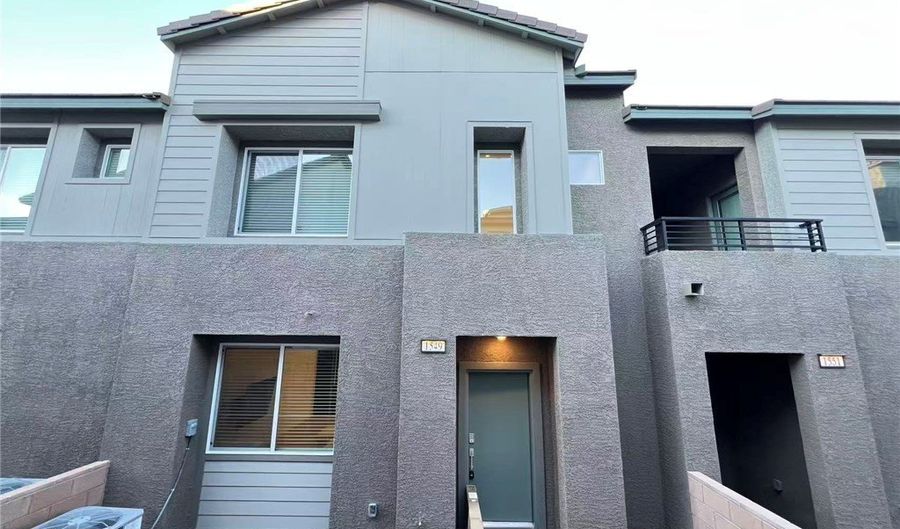 1549 Maria Crossing Ave, Henderson, NV 89002 - 2 Beds, 3 Bath