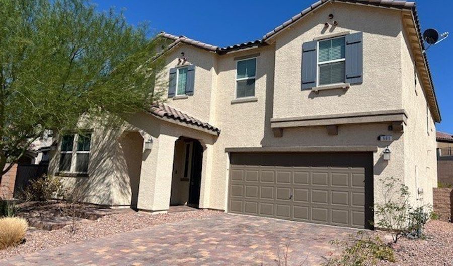 981 Soaring Moon Dr, Henderson, NV 89015 - 4 Beds, 3 Bath