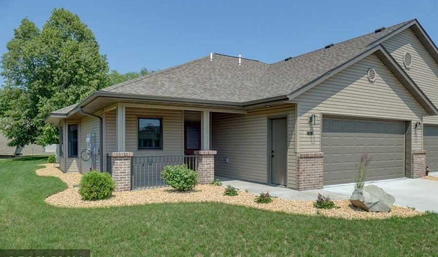 622 Pondhurst Dr, Amery, WI 54001 - 2 Beds, 2 Bath