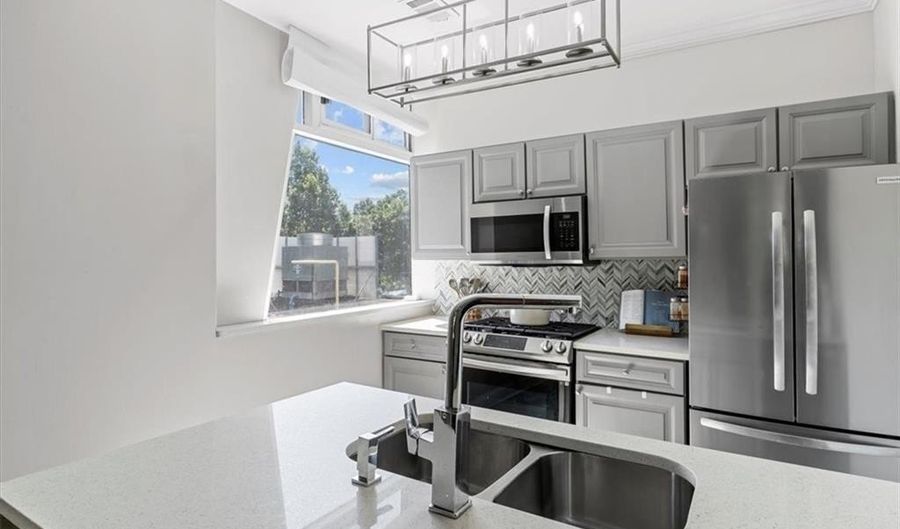 2479 Peachtree Rd NE 105, Atlanta, GA 30305 - 1 Beds, 1 Bath