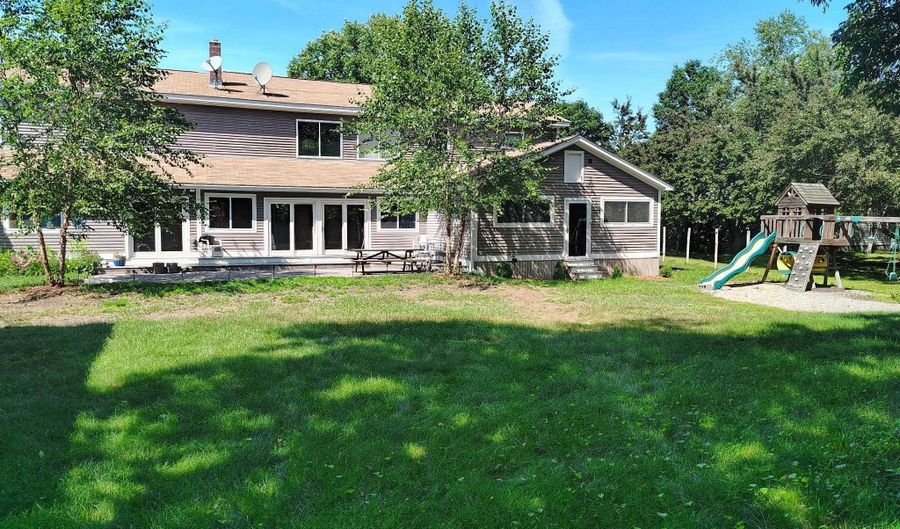11 Bracket Cir, Charlestown, NH 03603 - 4 Beds, 4 Bath