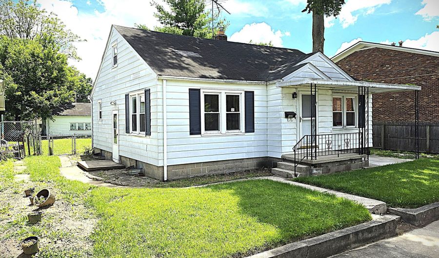 1229 W 7th St, Anderson, IN 46016 - 3 Beds, 1 Bath