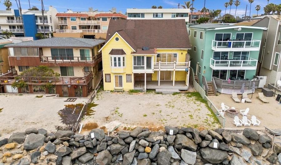 1121 S Pacific St, Oceanside, CA 92054 - 6 Beds, 6 Bath