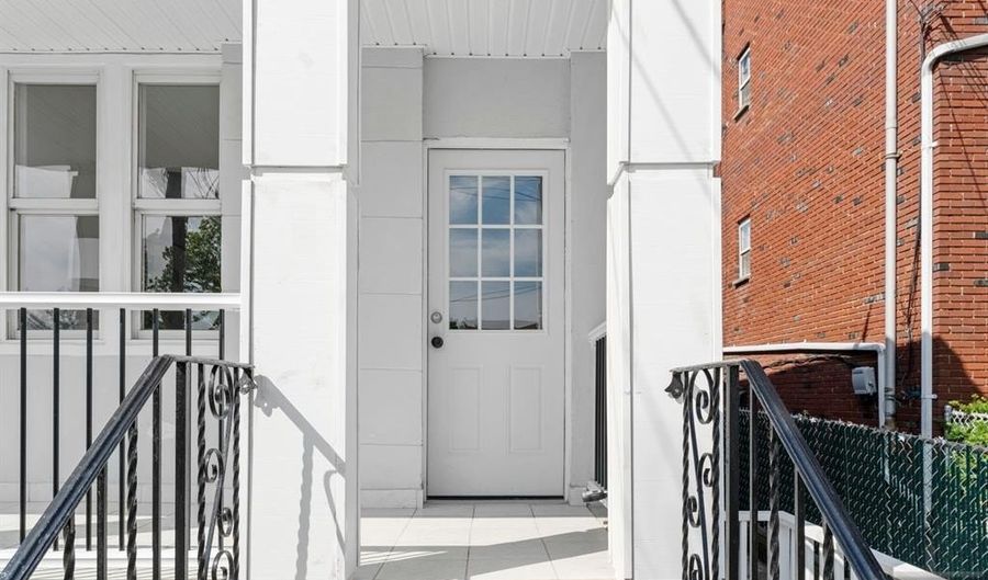 19 Sanford Ave, Belleville, NJ 07109 - 2 Beds, 2 Bath