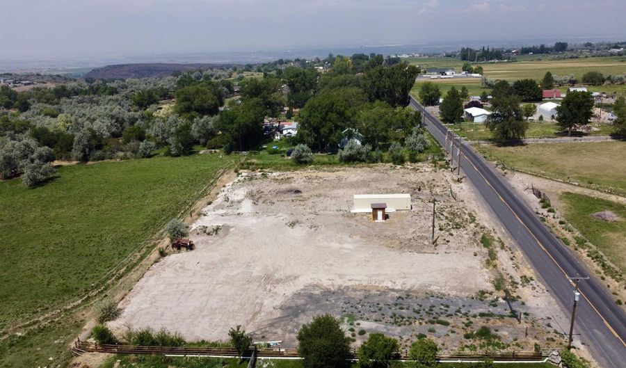 4257 N 1400 E, Buhl, ID 83316 - 0 Beds, 0 Bath
