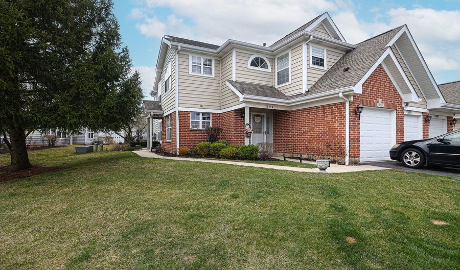 290 Sheffield Dr 290, Schaumburg, IL 60194 - 2 Beds, 2 Bath