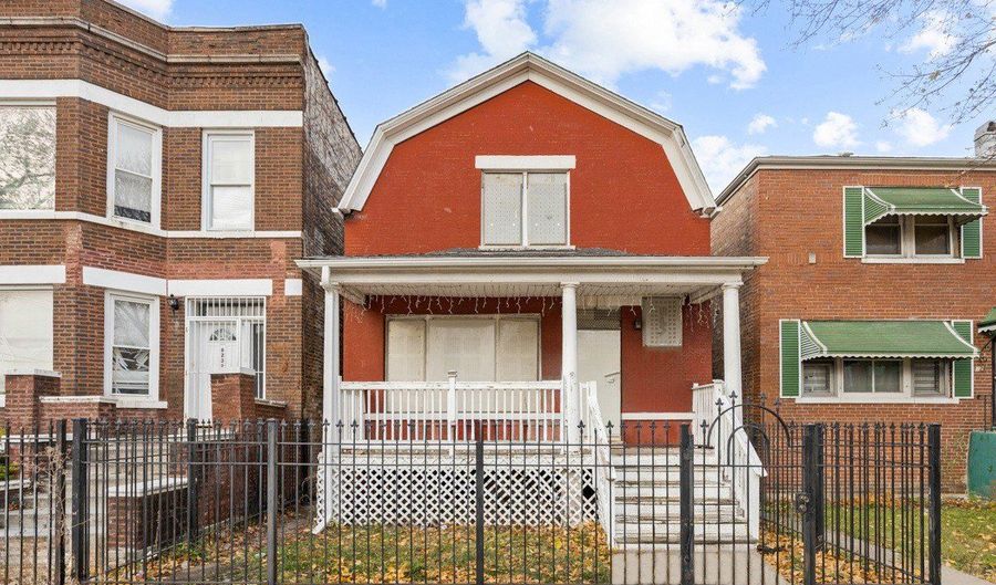 6230 S Throop St, Chicago, IL 60636 - 3 Beds, 2 Bath