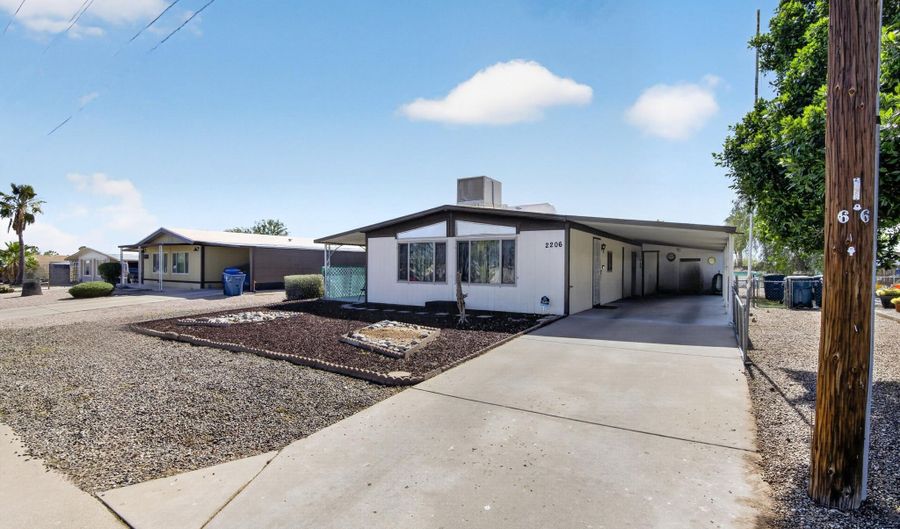 2206 S VISTA Rd, Apache Junction, AZ 85119 - 3 Beds, 3 Bath