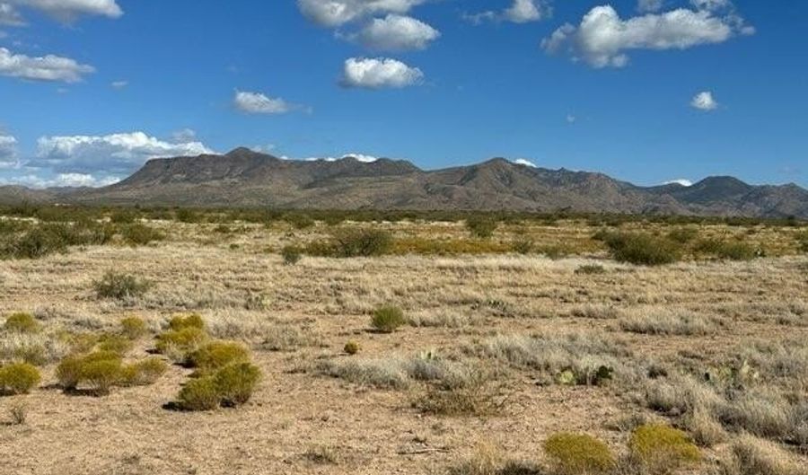W Traveler Way, Congress, AZ 85332 - 0 Beds, 0 Bath