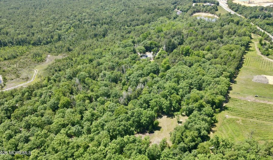 145 Old Halfway Rd, Barnegat, NJ 08005 - 3 Beds, 3 Bath
