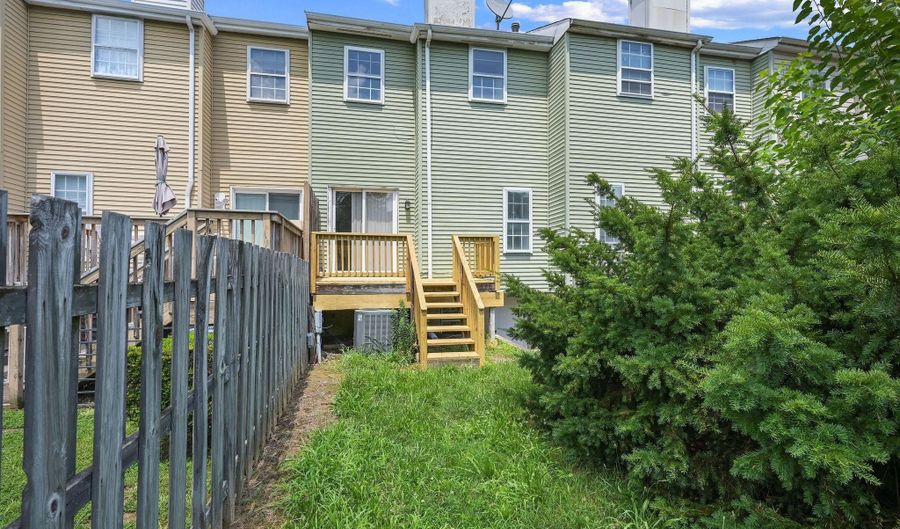 16 HERITAGE Dr, Dover, DE 19904 - 3 Beds, 2 Bath