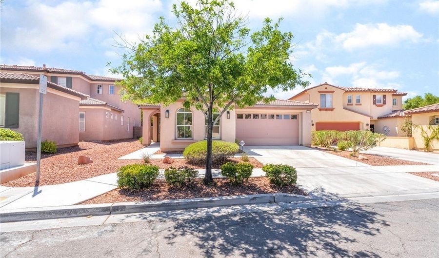 10410 Nostalgia Cir, Las Vegas, NV 89135 - 3 Beds, 3 Bath